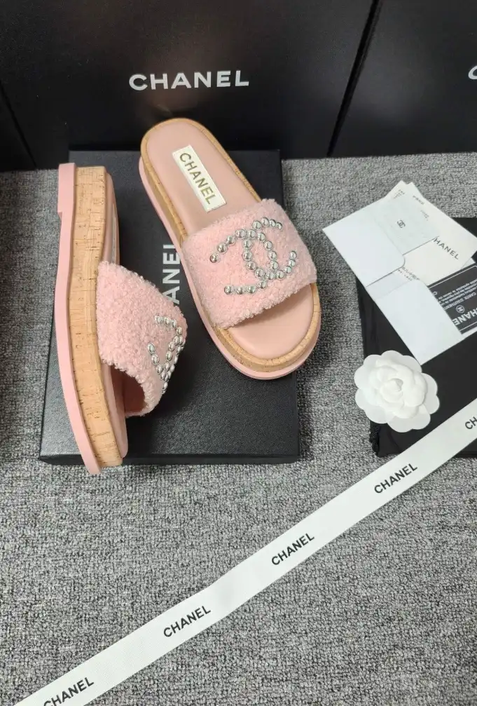 hype Chanel Slippers