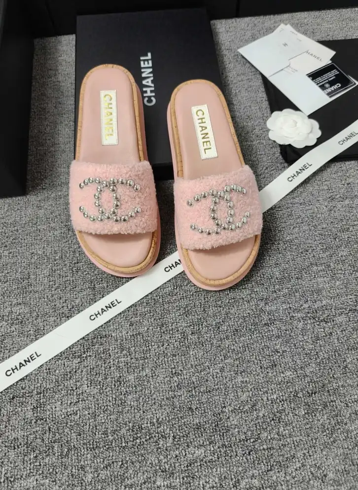 hype Chanel Slippers