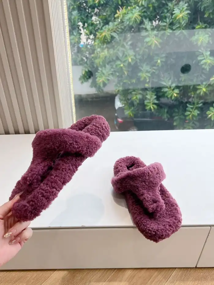 hype Loewe Slippers