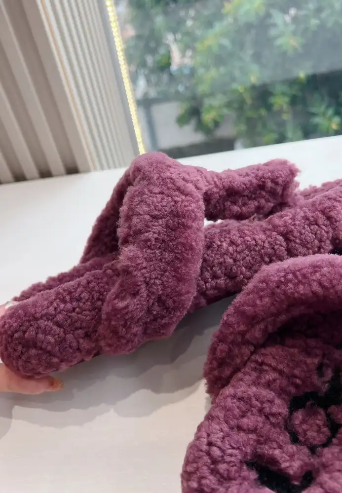 hype Loewe Slippers