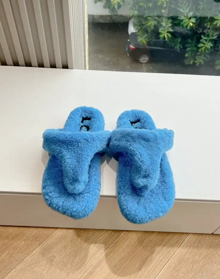 hype Loewe Slippers