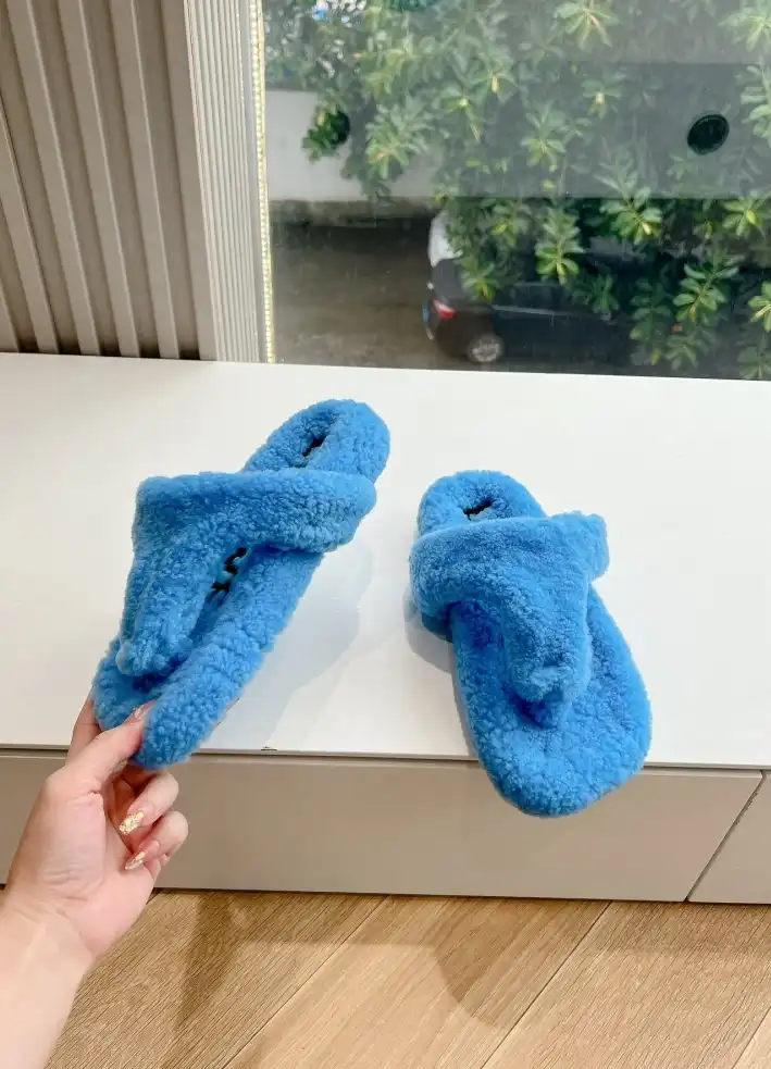 hype Loewe Slippers