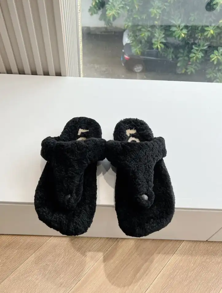 hype Loewe Slippers