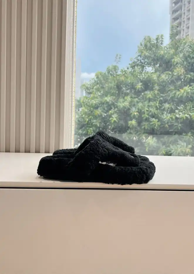 hype Loewe Slippers