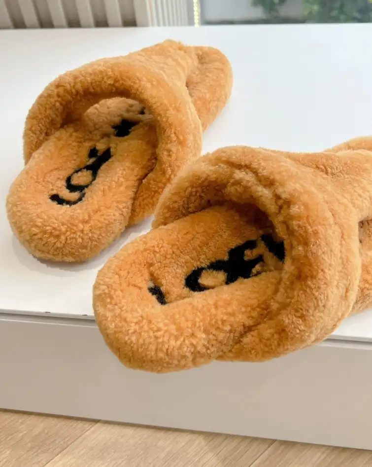 hype Loewe Slippers