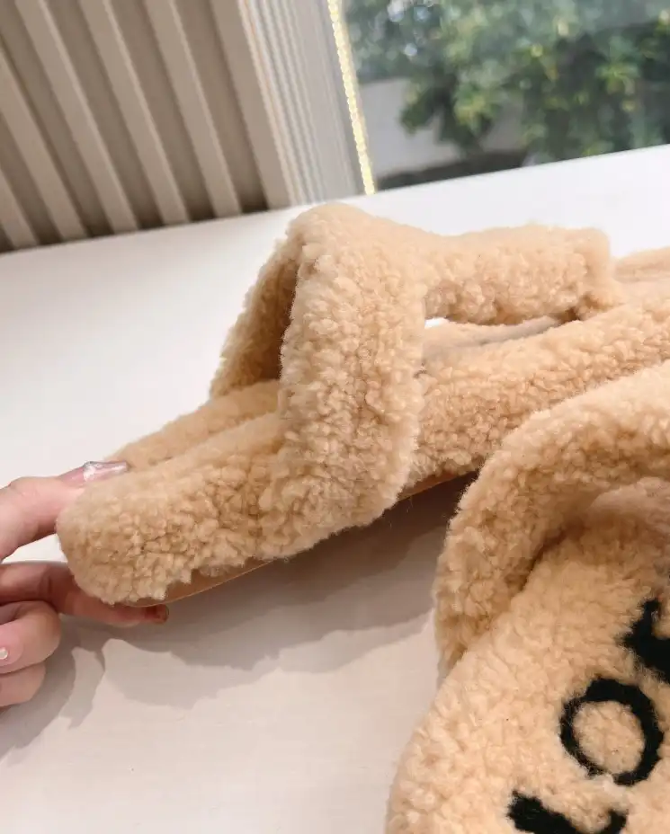 hype Loewe Slippers