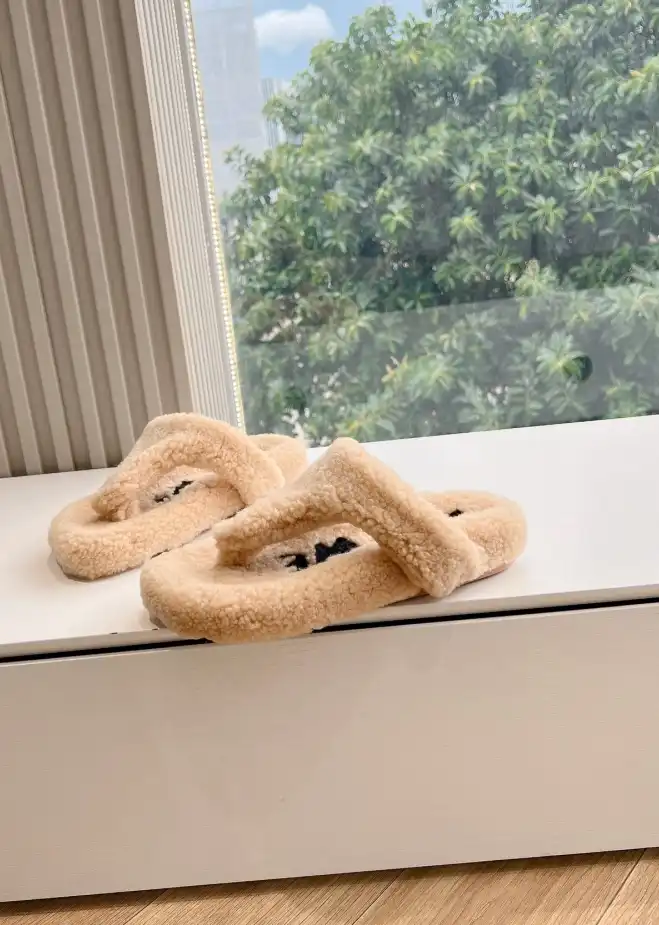 hype Loewe Slippers