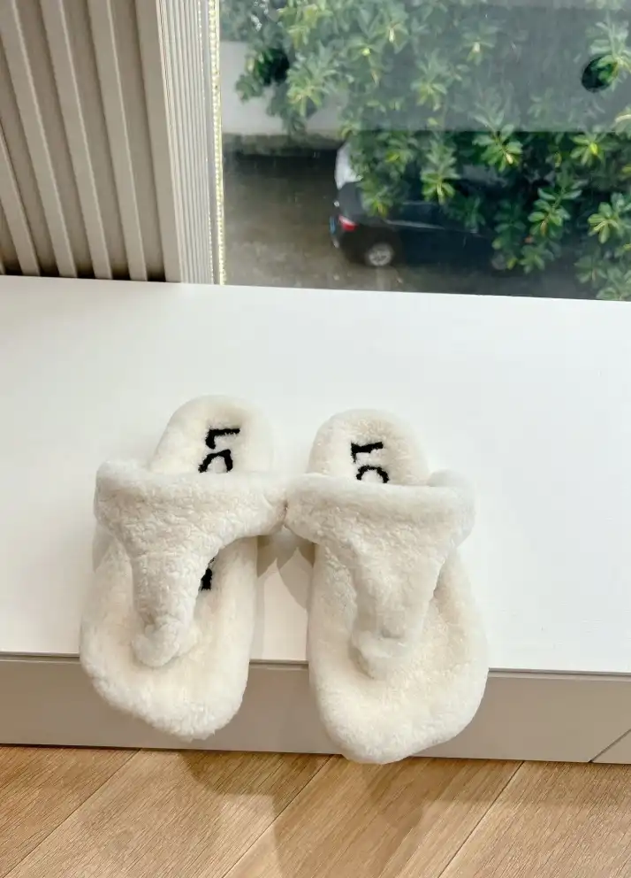 hype Loewe Slippers