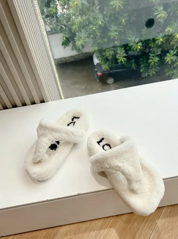 hype Loewe Slippers