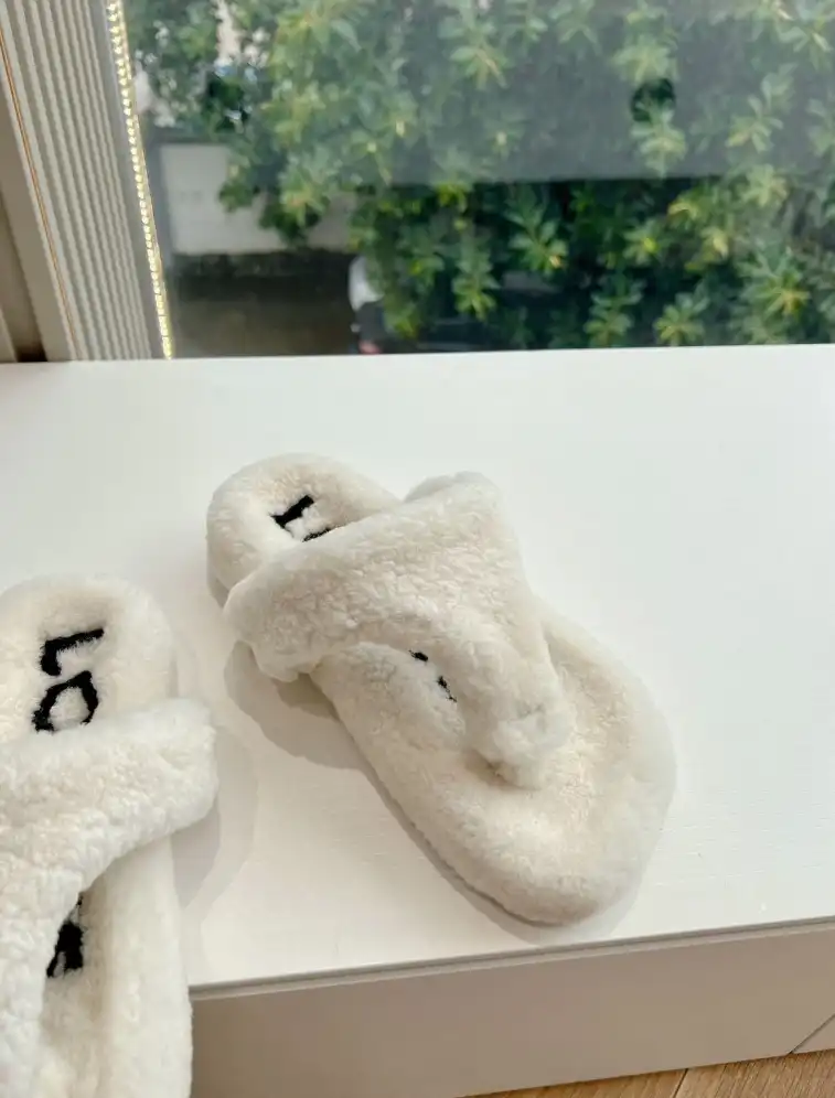 hype Loewe Slippers