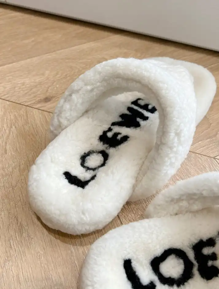 hype Loewe Slippers