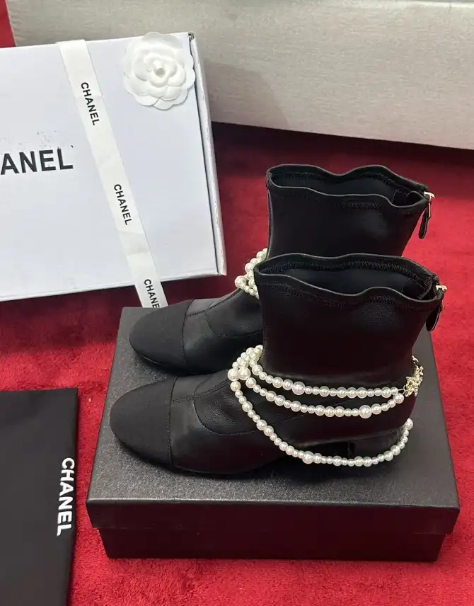 hype Chanel Boots