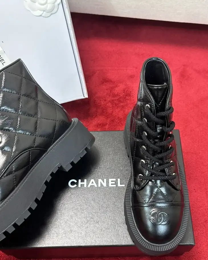 hype Chanel Boots