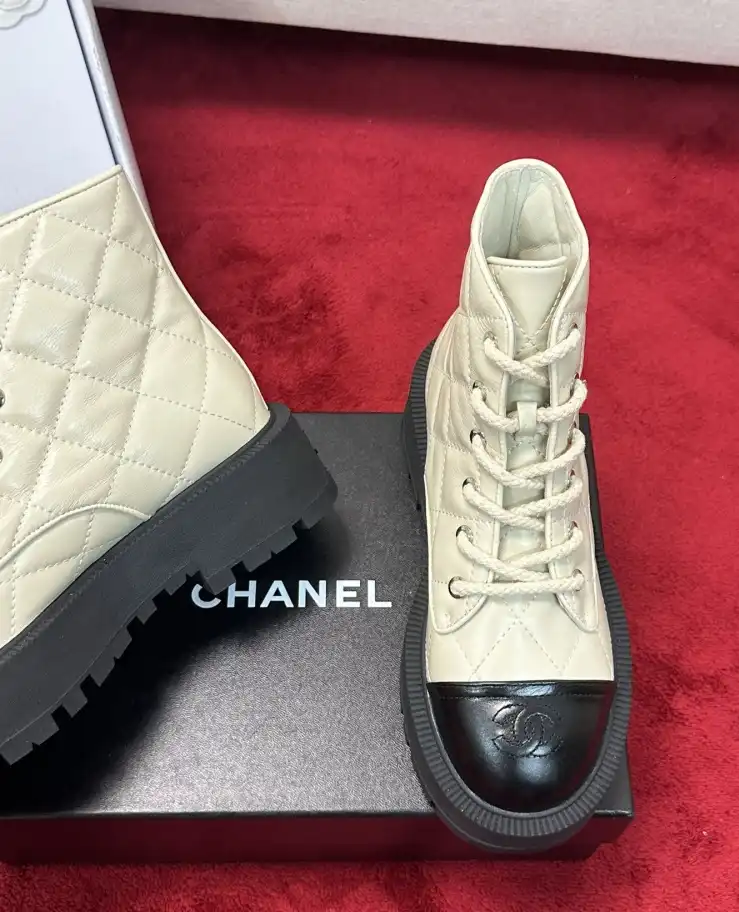 hype Chanel Boots