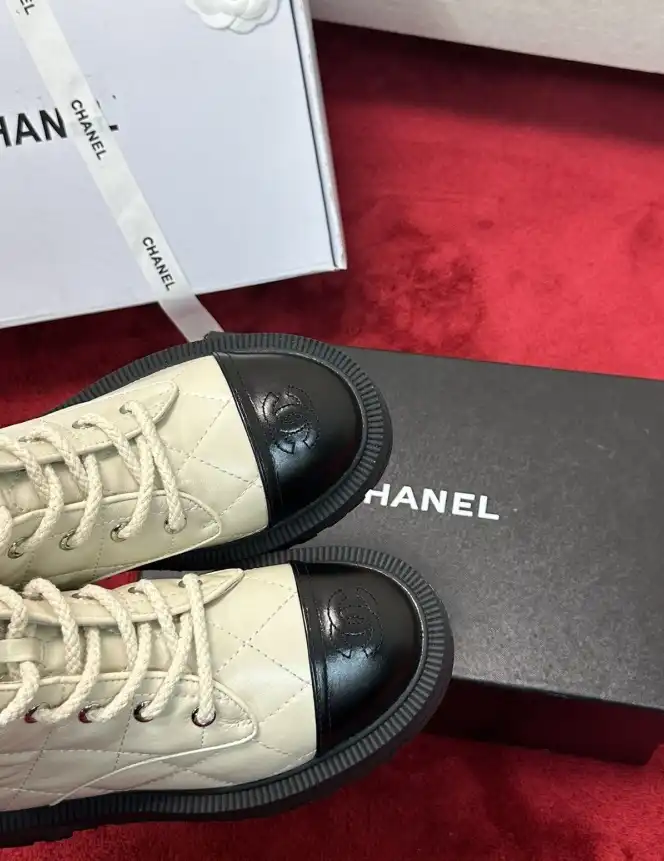 hype Chanel Boots