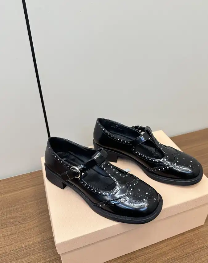 hype Miu Miu Casual Shoes