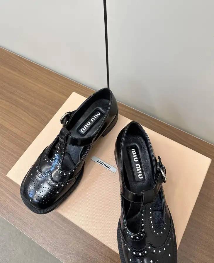 hype Miu Miu Casual Shoes