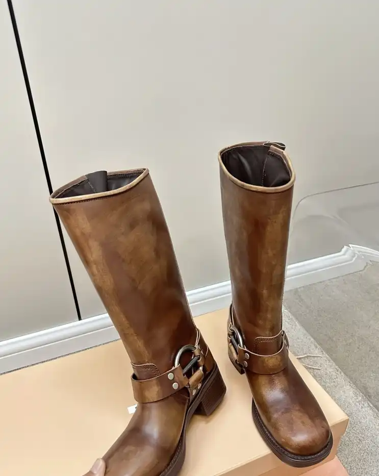 hype Miu Miu Boots