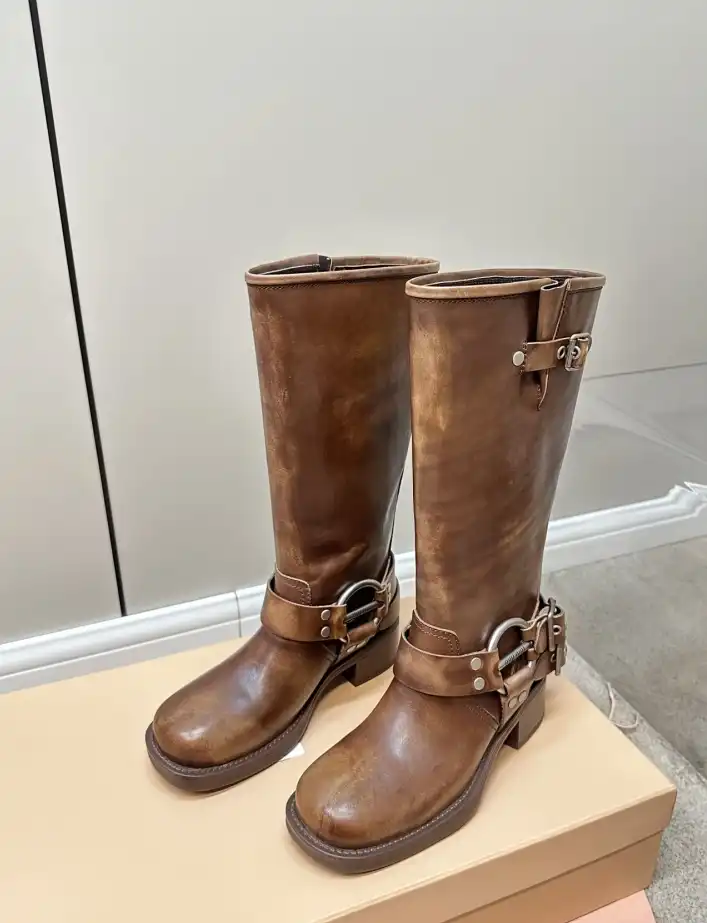 hype Miu Miu Boots