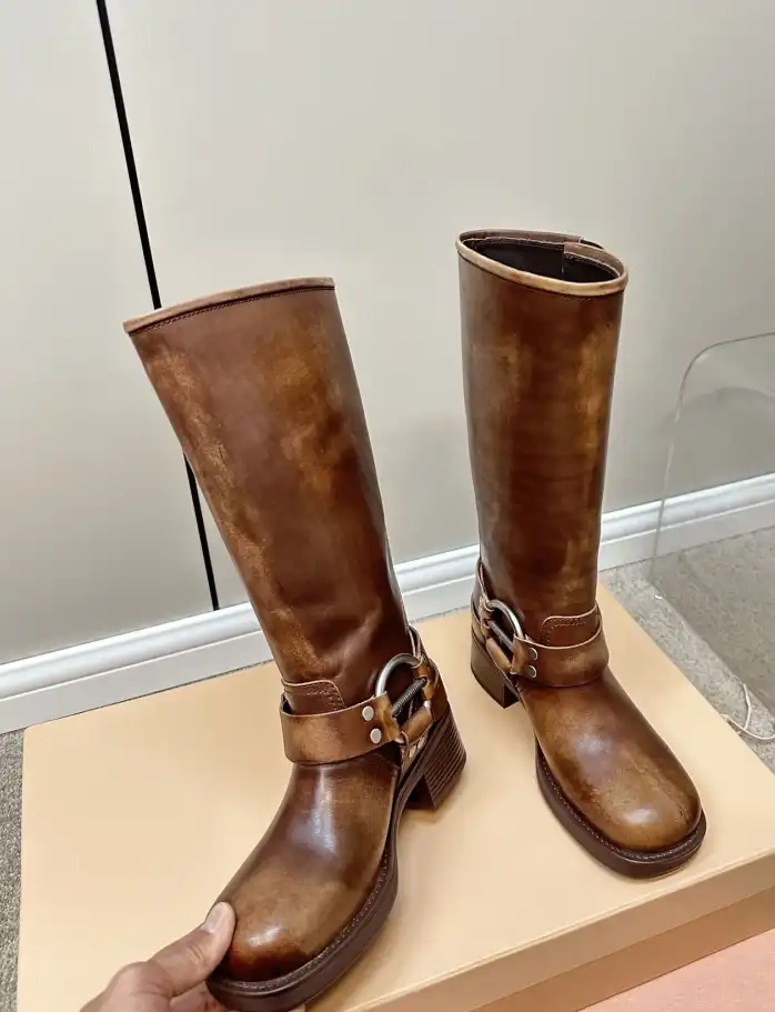 hype Miu Miu Boots