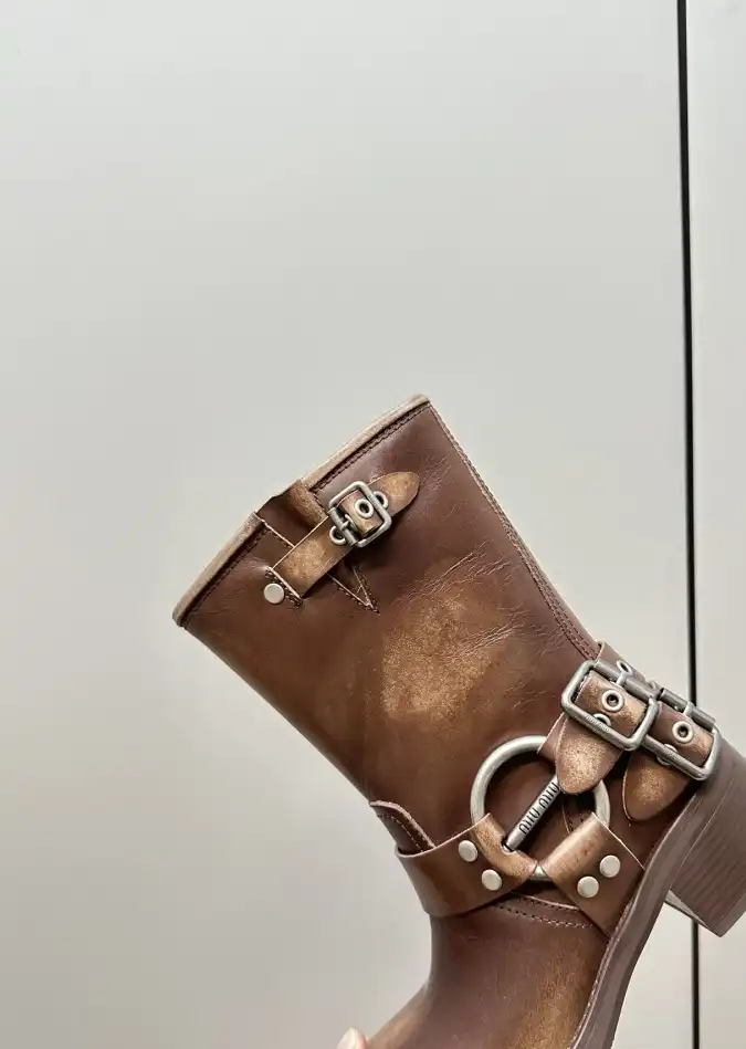 hype Miu Miu Boots