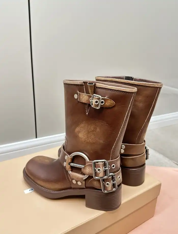 hype Miu Miu Boots