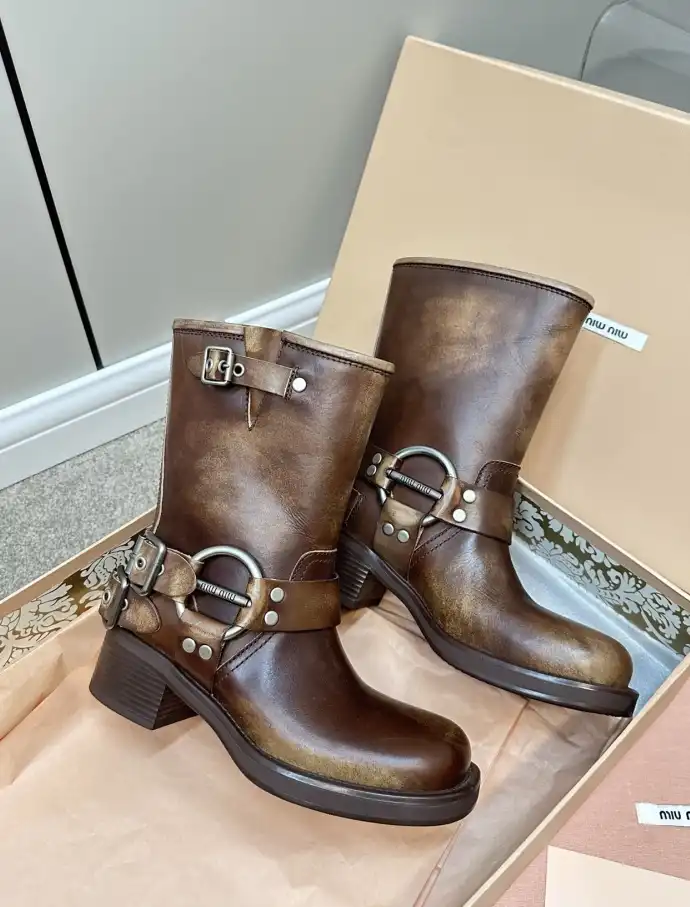 hype Miu Miu Boots