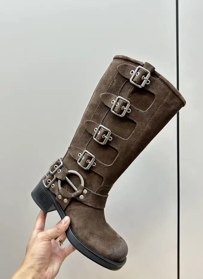 hype Miu Miu Boots