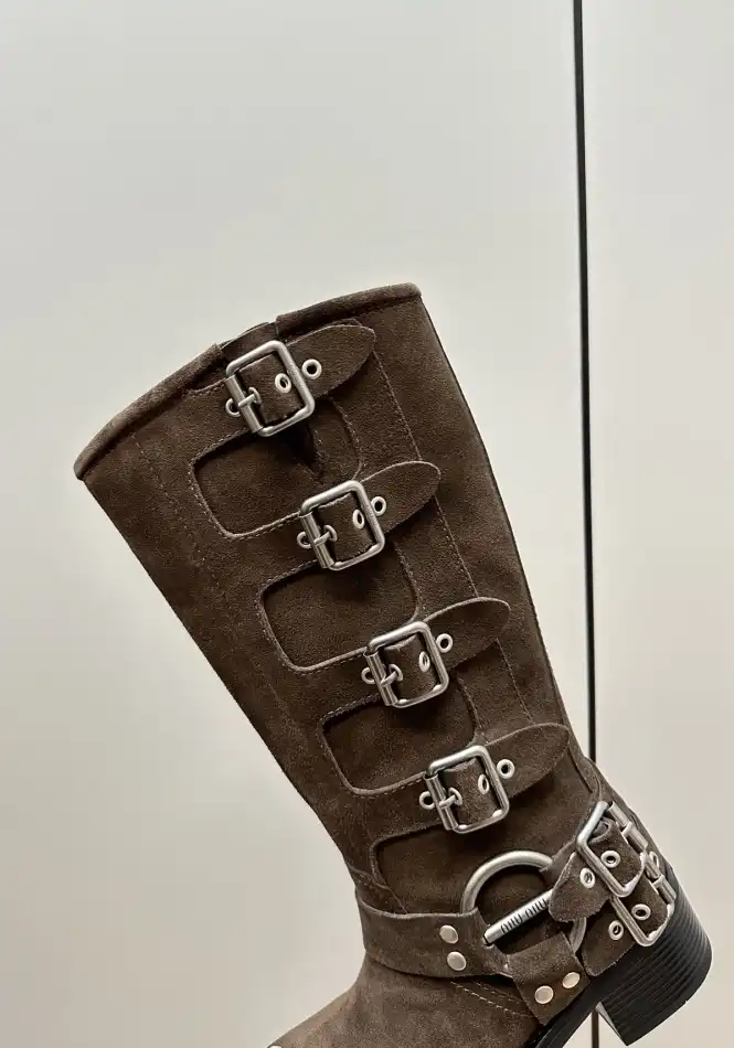 hype Miu Miu Boots