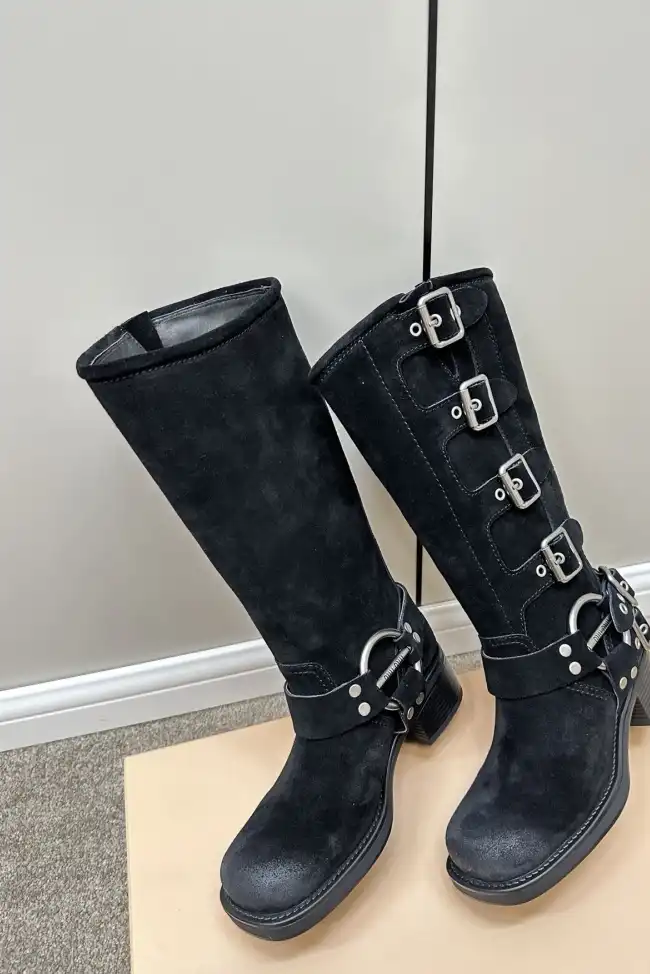 hype Miu Miu Boots