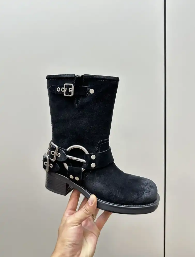 hype Miu Miu Boots