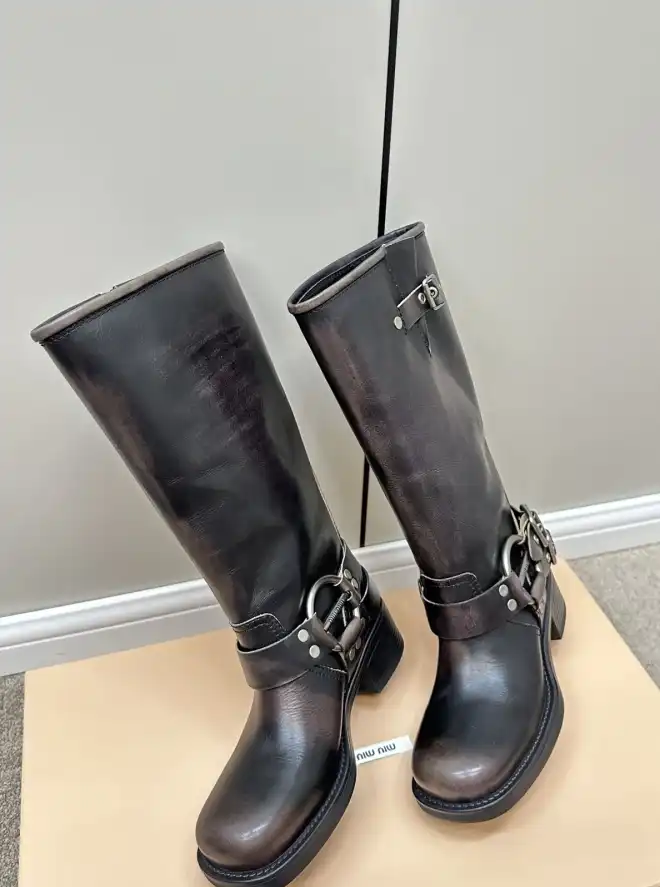 hype Miu Miu Boots