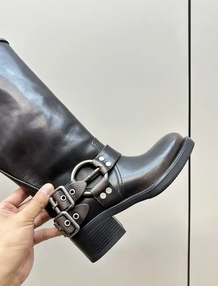 hype Miu Miu Boots