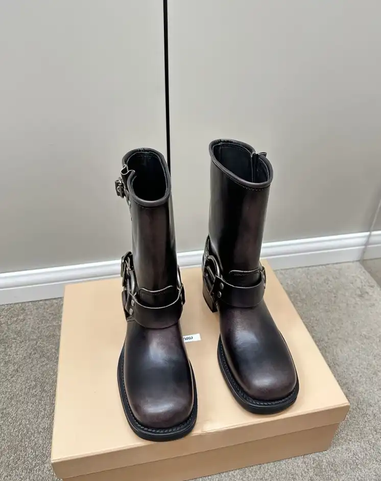 hype Miu Miu Boots