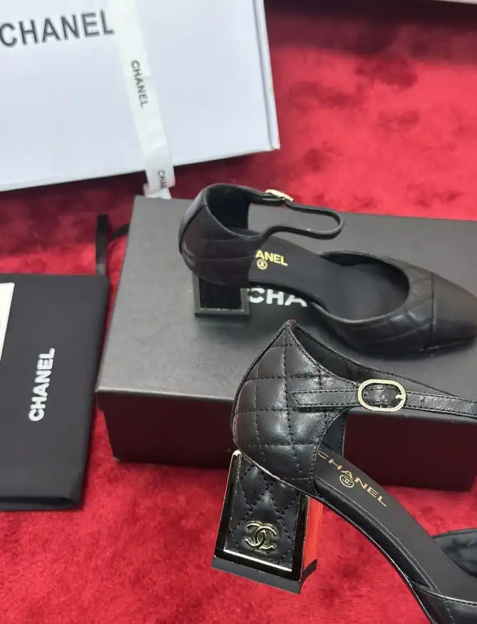 hype Chanel High Heels