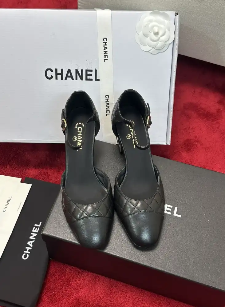 hype Chanel High Heels