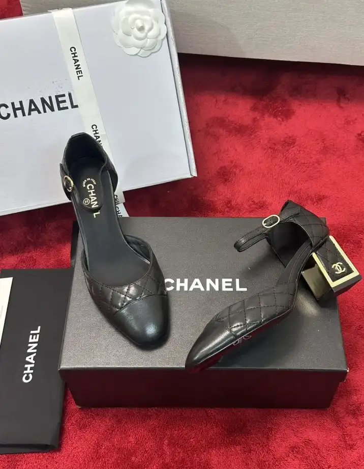 hype Chanel High Heels