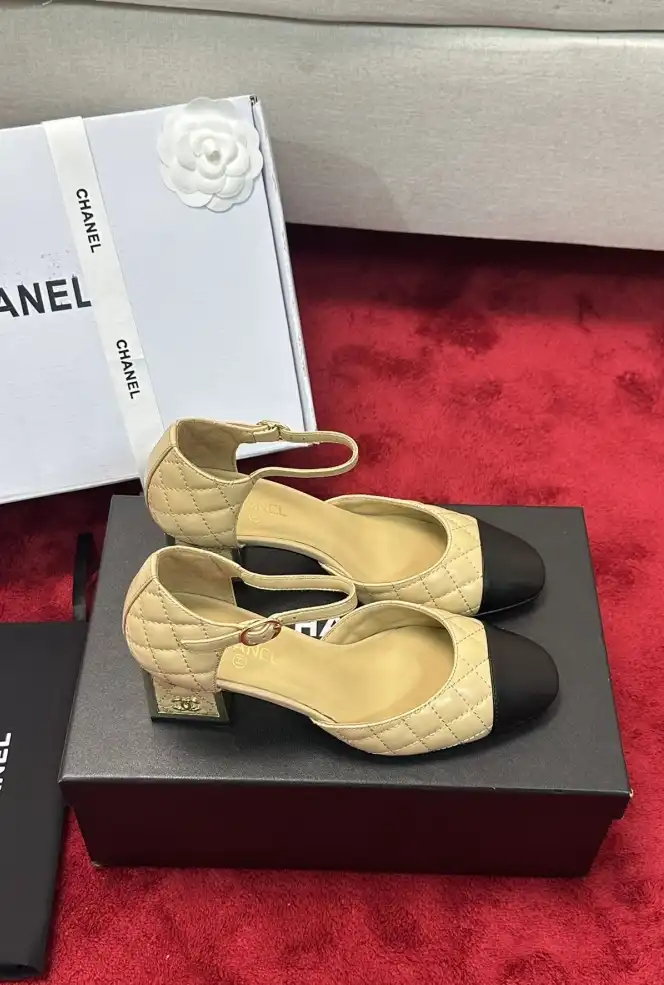 hype Chanel High Heels