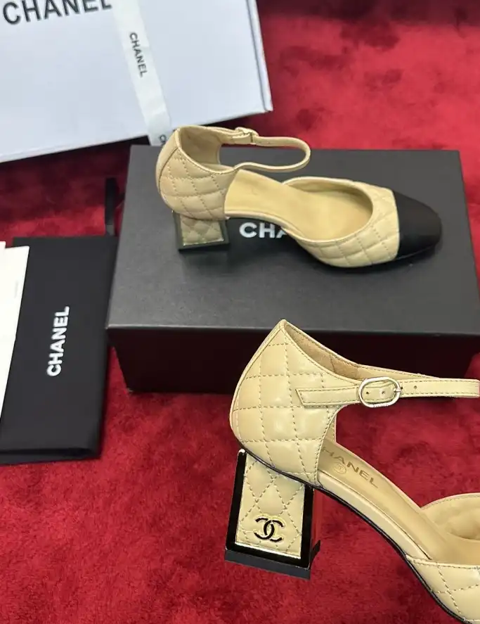 hype Chanel High Heels