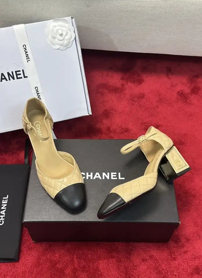 hype Chanel High Heels