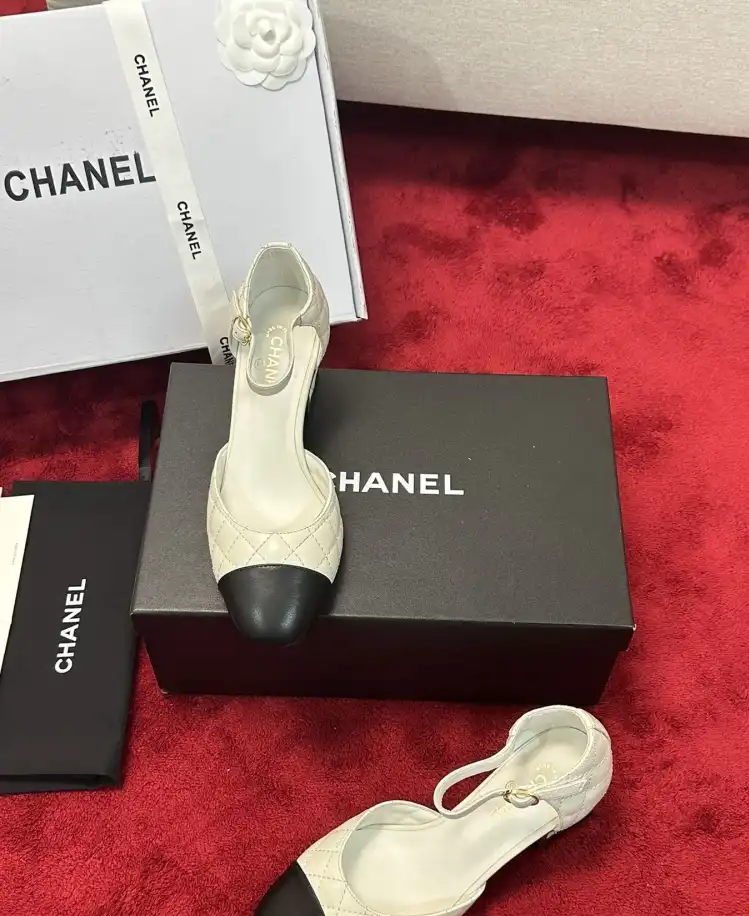 hype Chanel High Heels