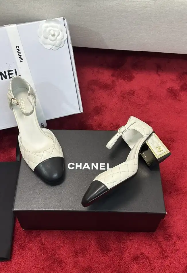 hype Chanel High Heels