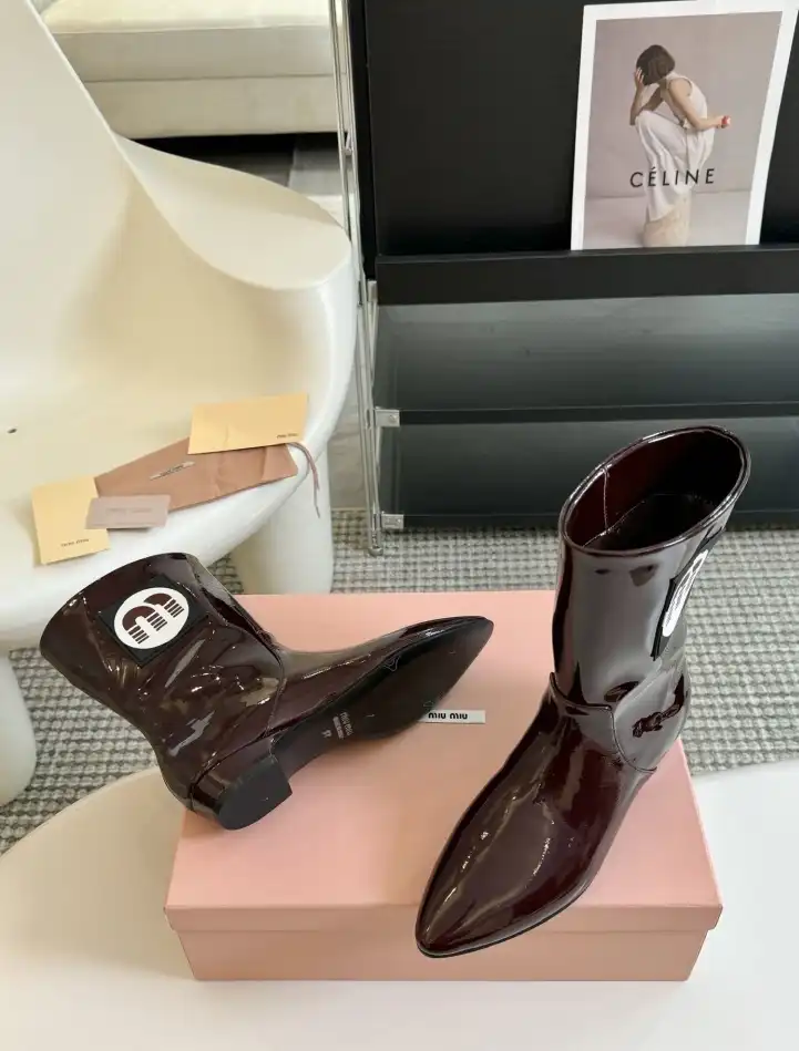 hype Miu Miu Boots