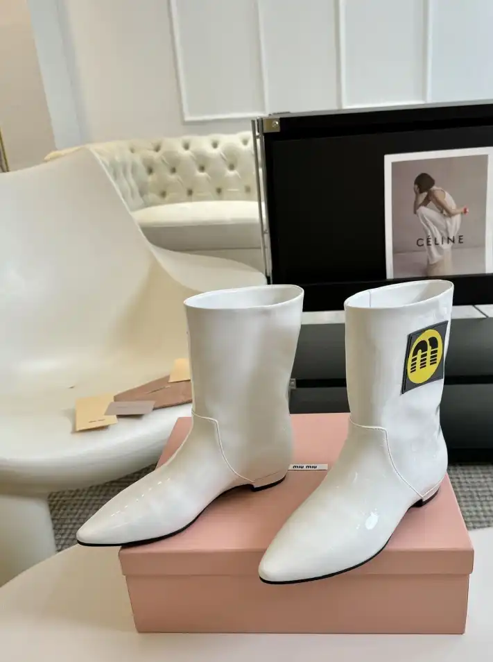 hype Miu Miu Boots