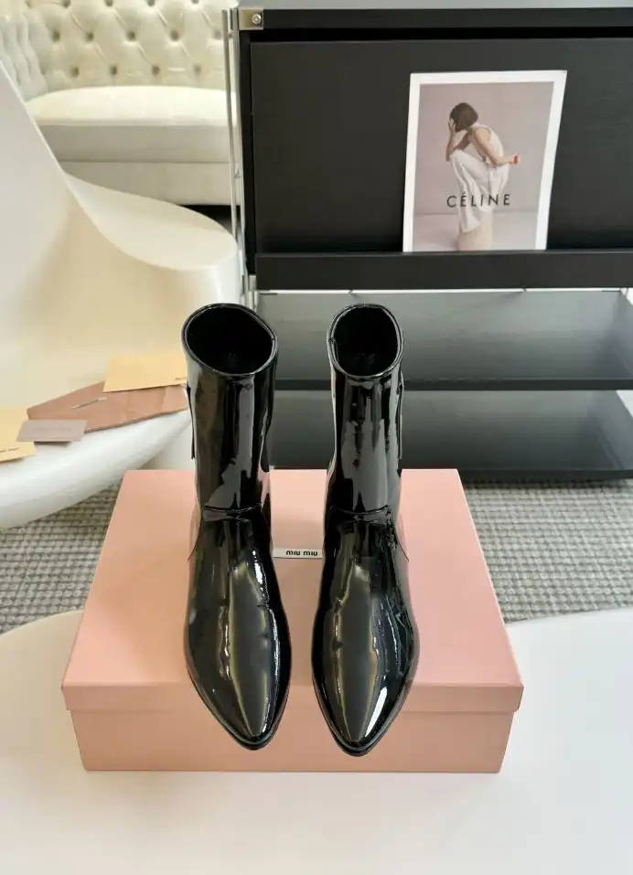 hype Miu Miu Boots