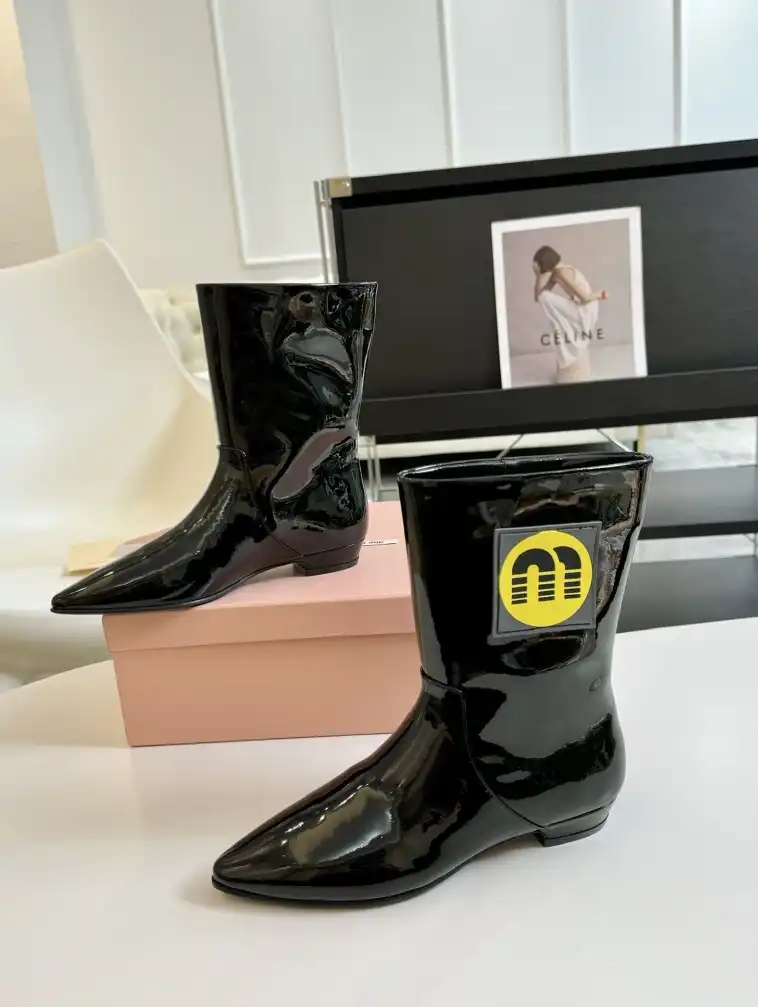 hype Miu Miu Boots