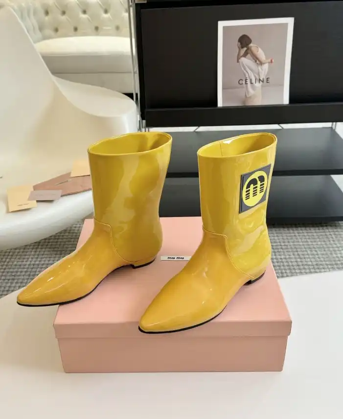 hype Miu Miu Boots