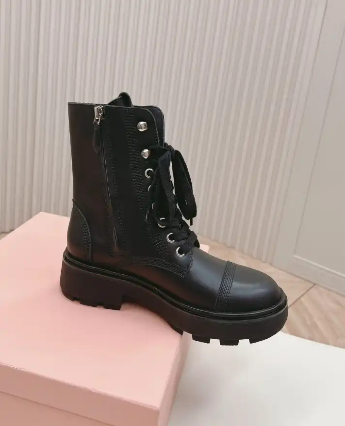 hype Miu Miu Boots