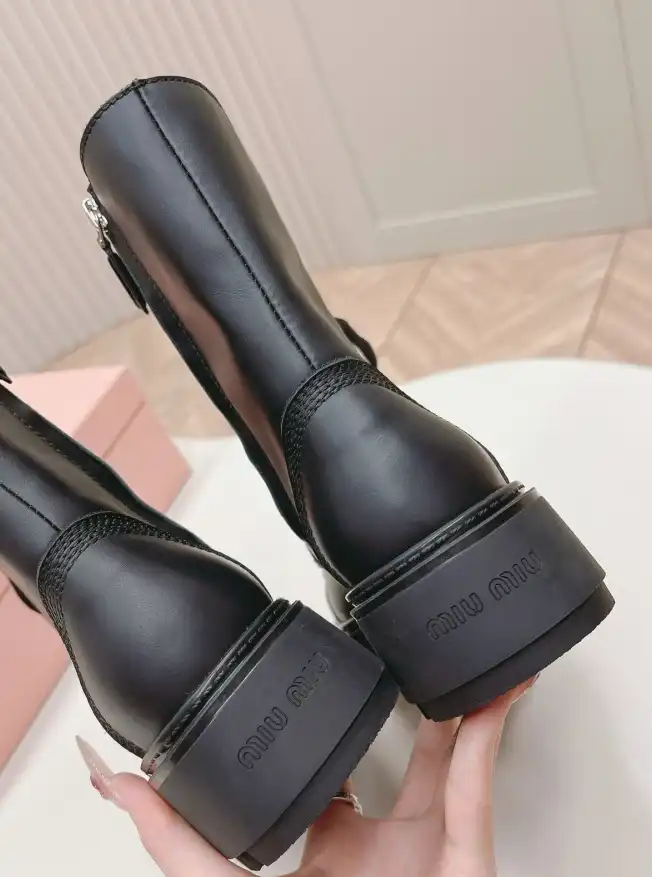 hype Miu Miu Boots