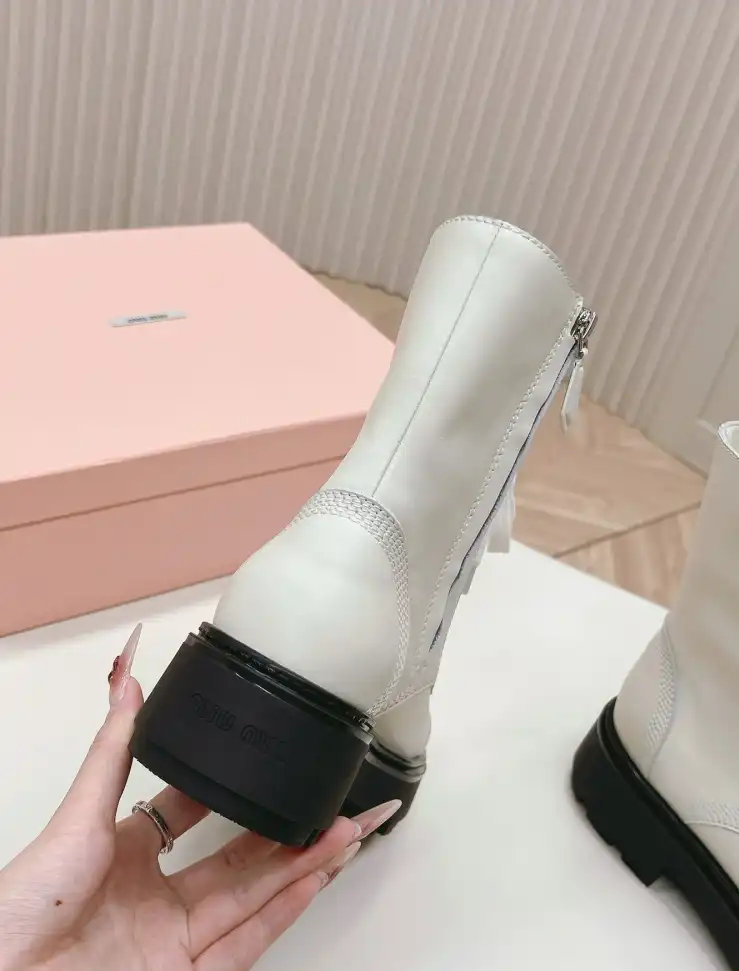 hype Miu Miu Boots